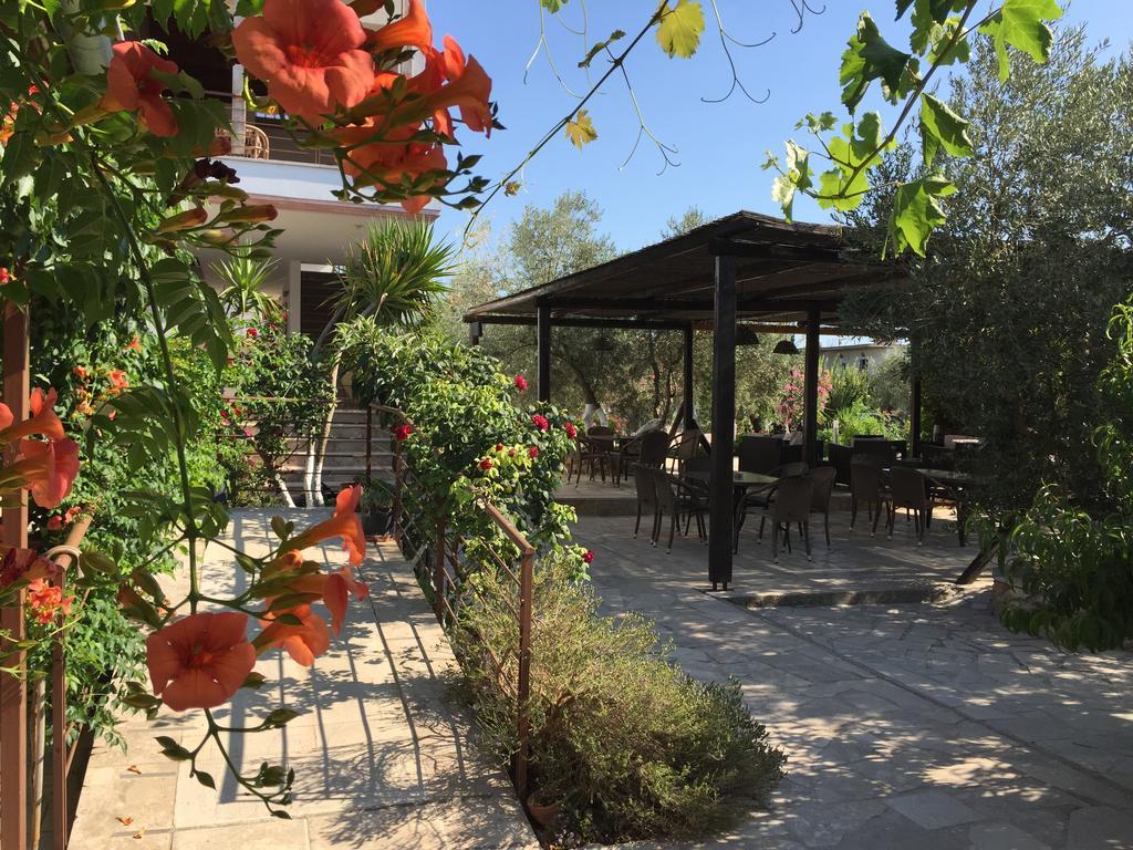 Hani Inn Lygourio Exterior foto